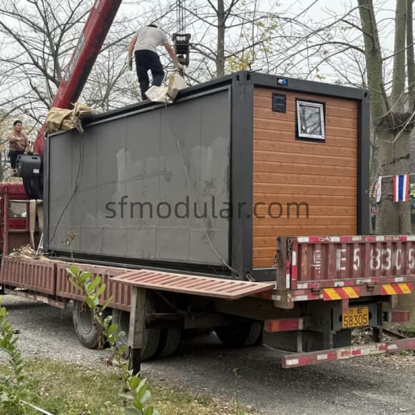 Expandable house installation step 1