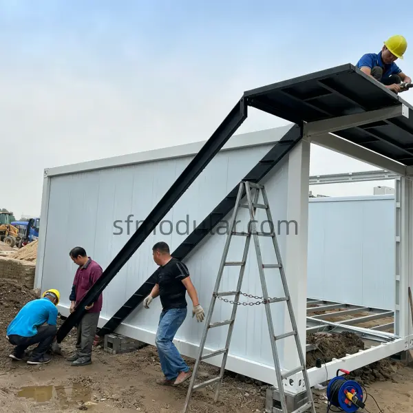 Flat pack container house on site assembly