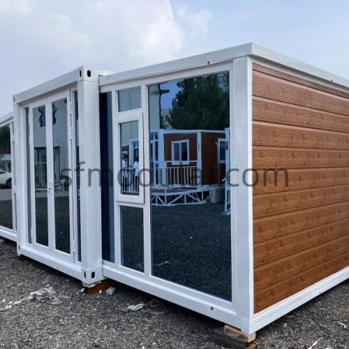 10ft expandable container house exterior front view
